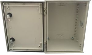 Plastic switch cabinet 600x400x230mm (HWD) GRP IP66 light gray 1 door