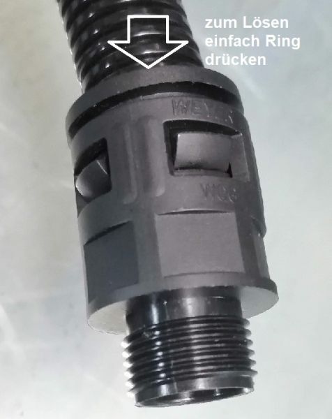 Corrugated tube M32 to NW29 quick-release screw connection metric straight